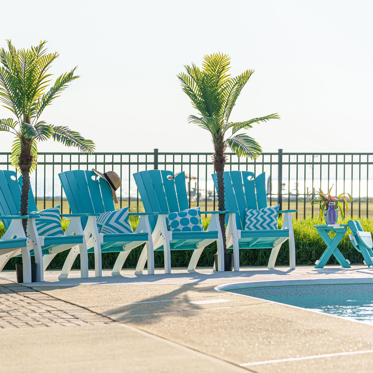 How to Choose A Color Palette for Outdoor Furniture and Decor view 5