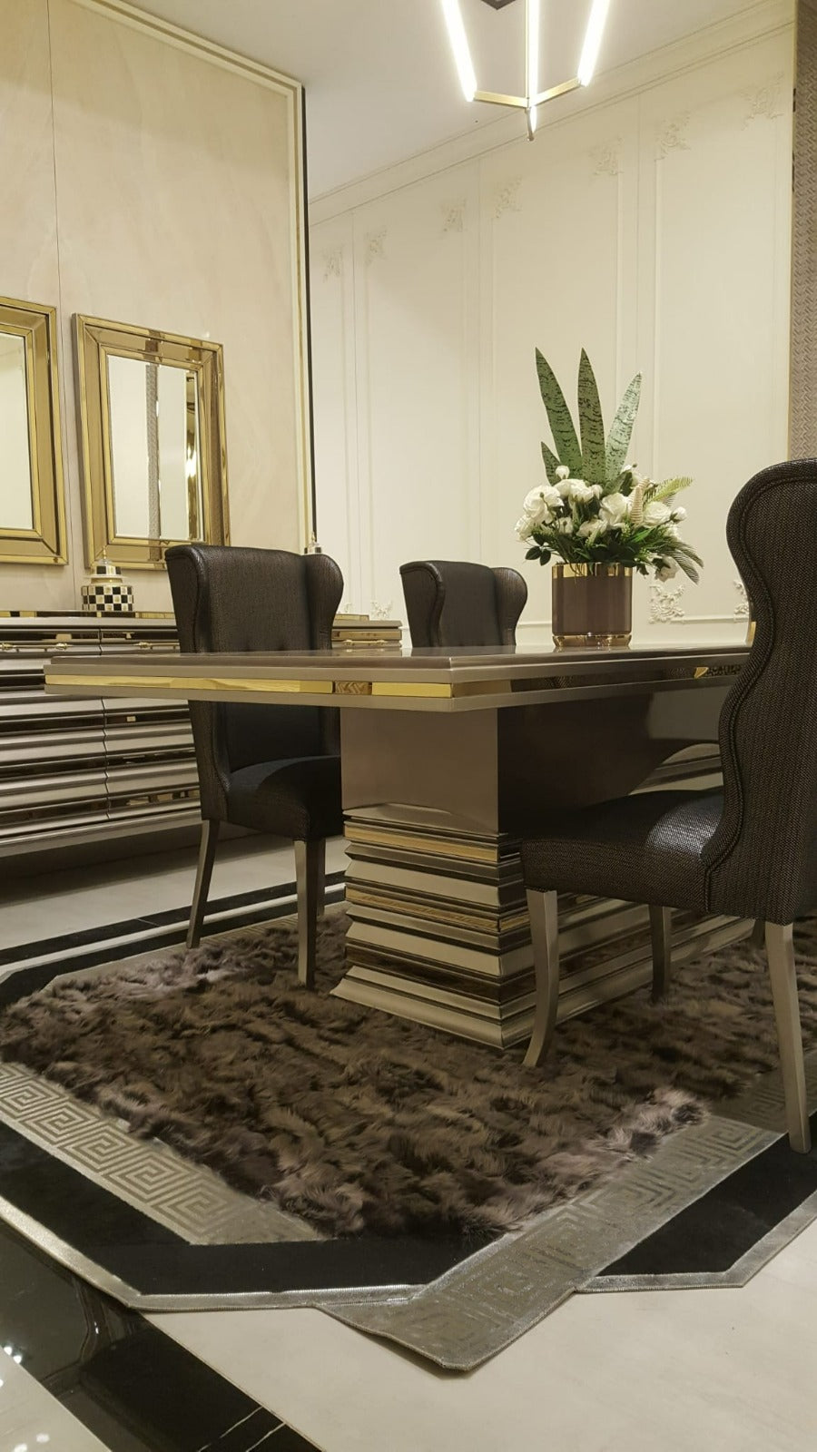 Atlantis Living Room Settee