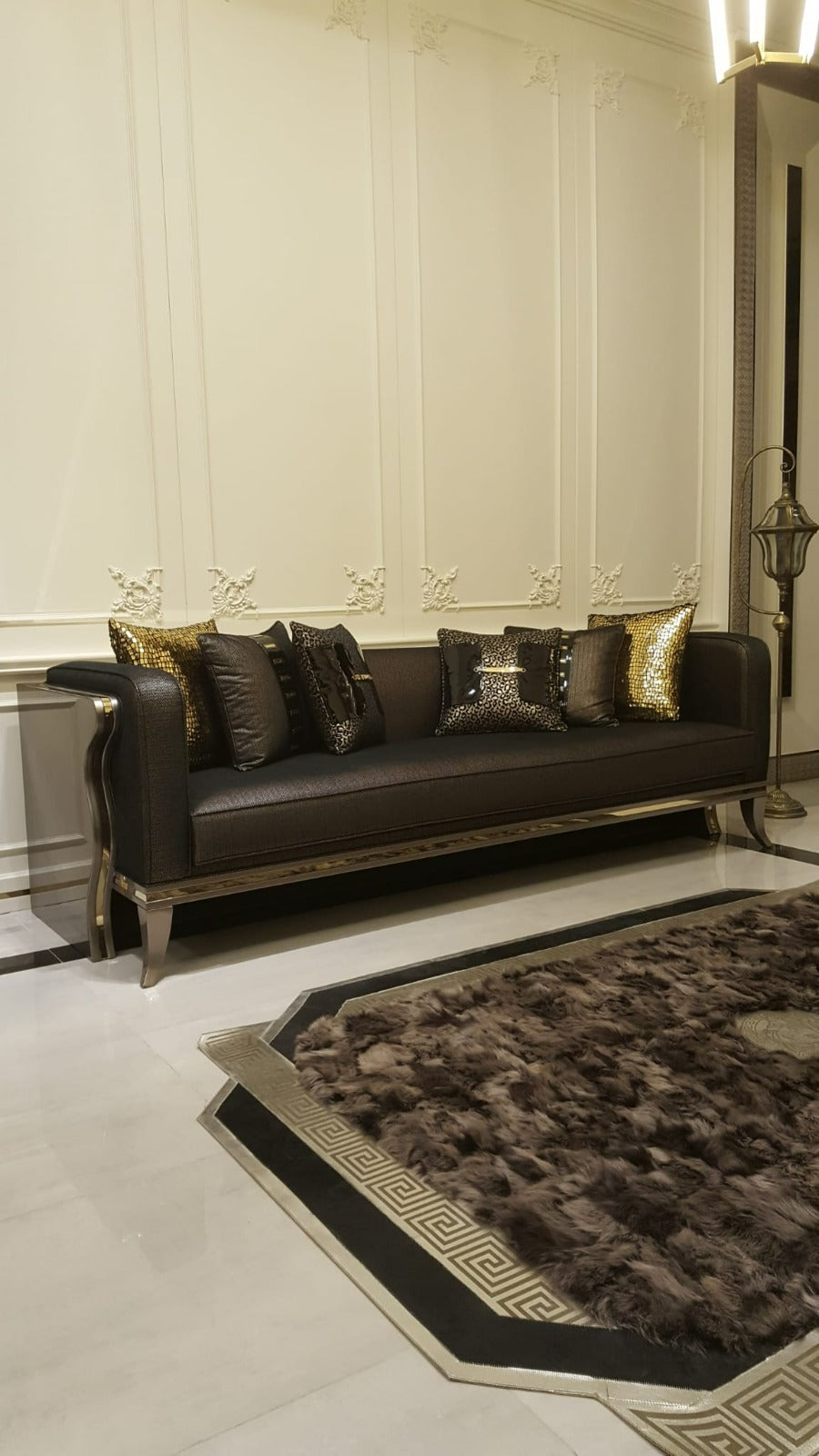 Atlantis Living Room Settee