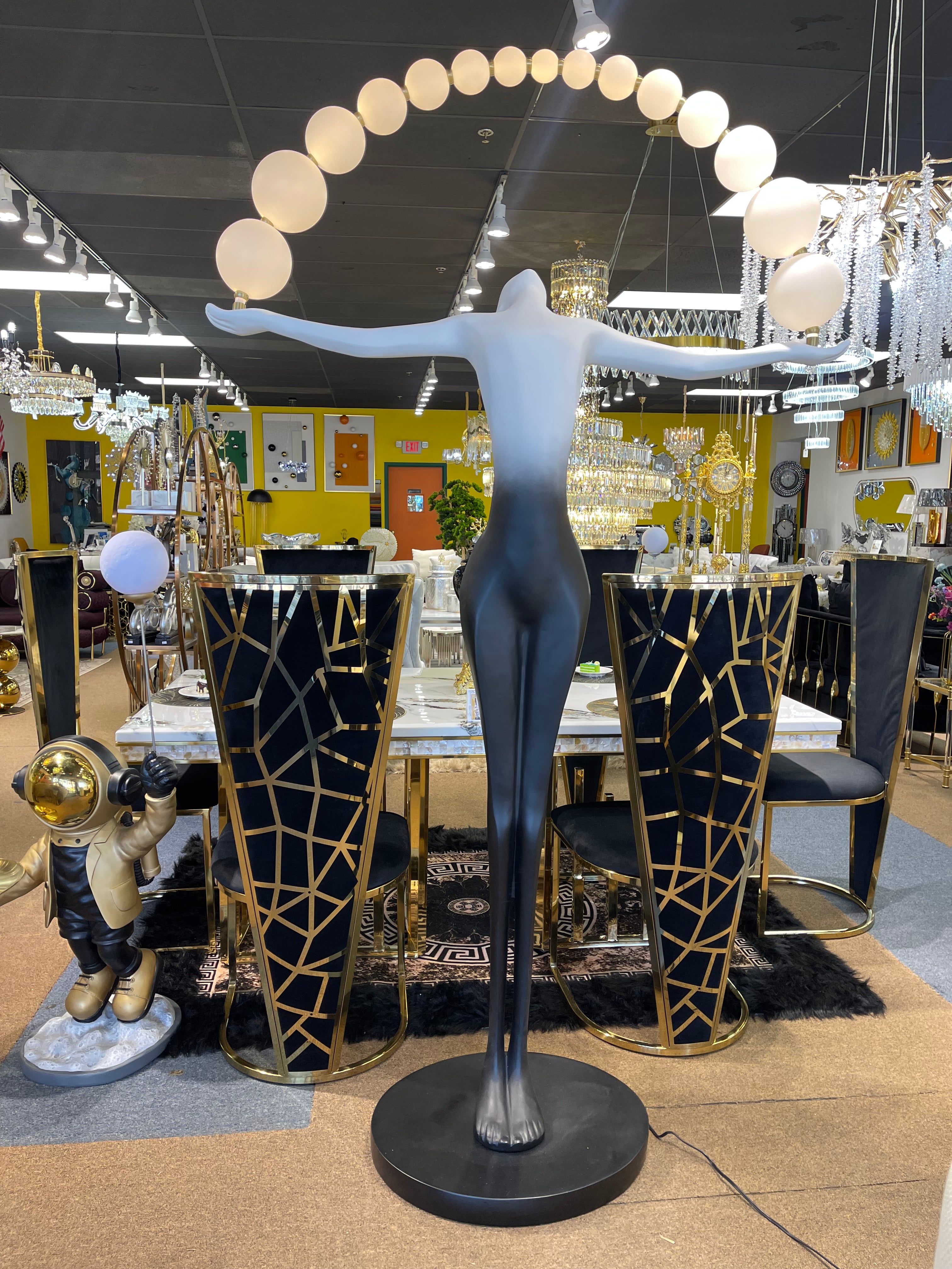 Black & White LED female Sculpture floor Lamp