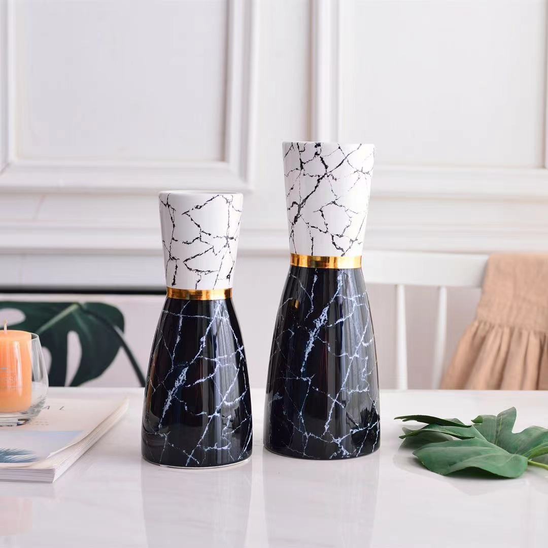 White/Black Decorative Jar Set