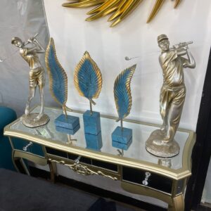 Figurines sculptures
